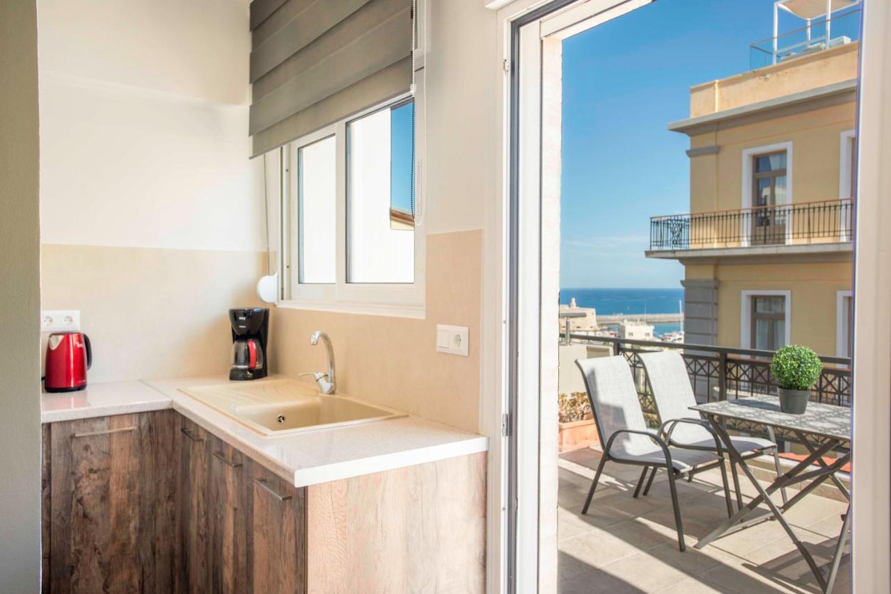 Comfy Central 1 Bedroom Apt With Terrace And View Heraklion  Exterior photo
