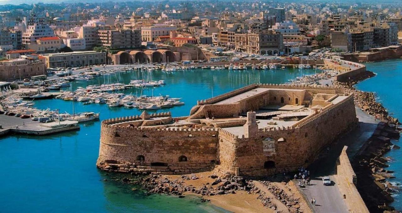 Comfy Central 1 Bedroom Apt With Terrace And View Heraklion  Exterior photo